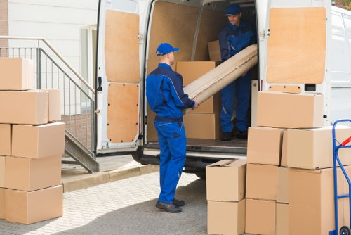 Moving van pricing explained for Friern Barnet customer quote