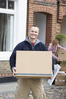 Careful handling of fragile belongings during a move in Friern Barnet