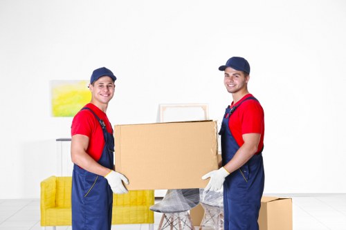 Moving van service for homes in Friern Barnet