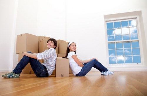 Commercial delivery and collection service for businesses near Friern Barnet